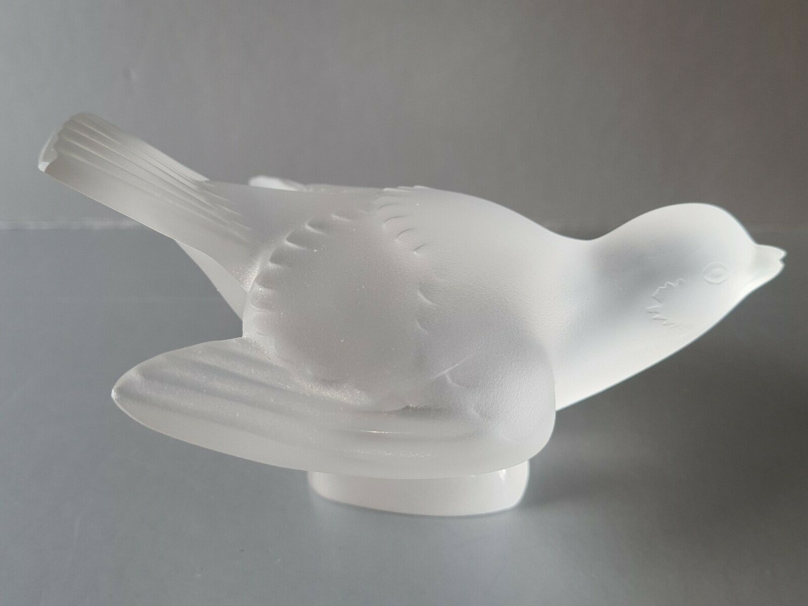 Lalique France Frosted Bird Sparrow Figure 5" Long Nice Free Shipping